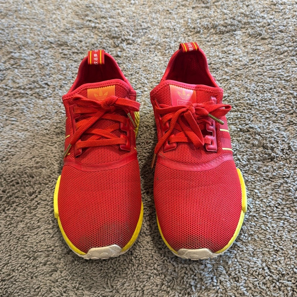 Adidas NMD R1 Beijing Sneakers Red Yellow Men's Size 9 - SHW 675001 FY1262
